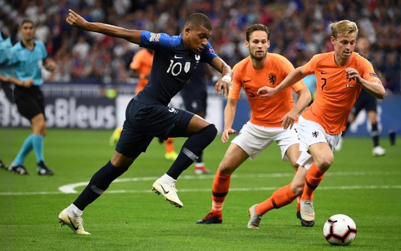 Cùng 8XBET đánh giá chi tiết về các trận vòng loại Cup UEFA Euro 2024 3 Các Cuộc Đối Đầu Kinh Điển của các trận vòng loại trong Cup UEFA Euro 2024